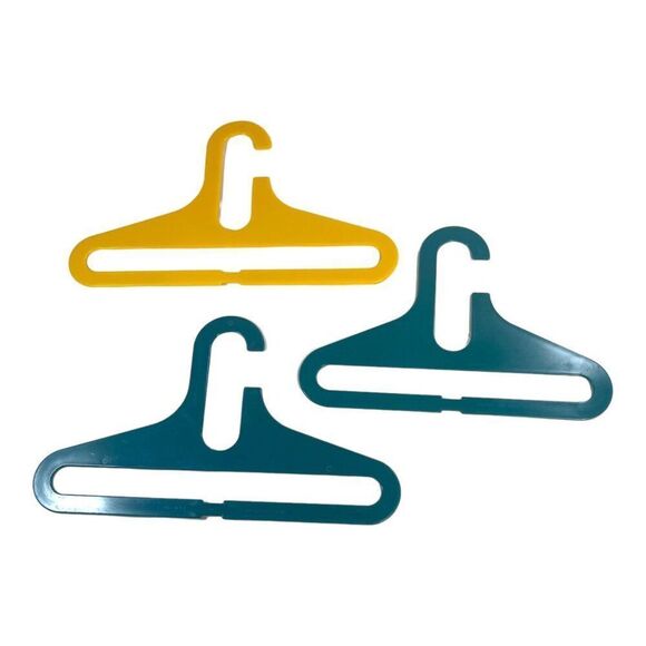 B&G NYC Retro MCM Mod Plastic Hangers Set Of 3 Green Yellow Space Age Decor LOT - Picture 1 of 16